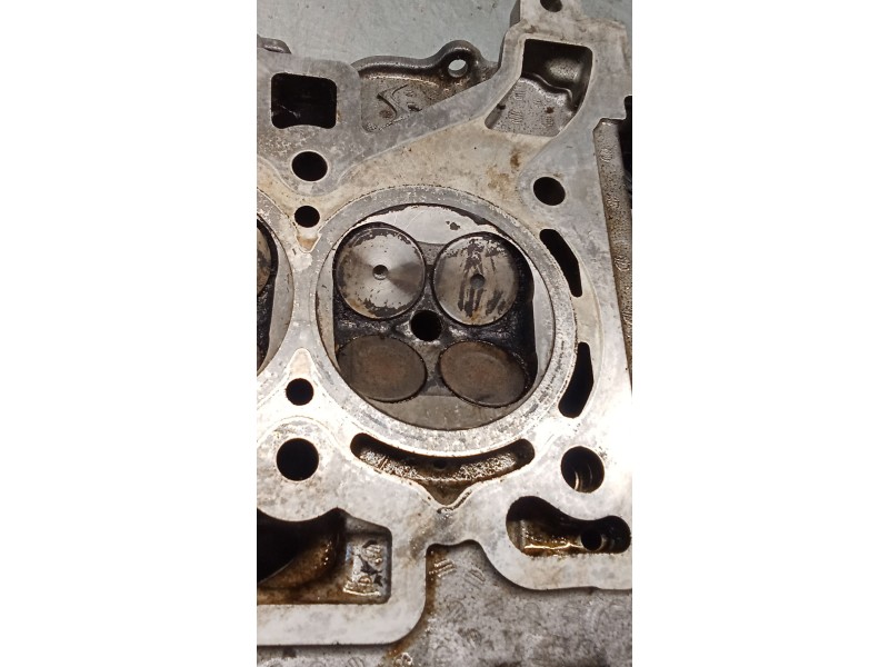 Recambio de culata para opel corsa f referencia OEM IAM 9815566710 HM05 19