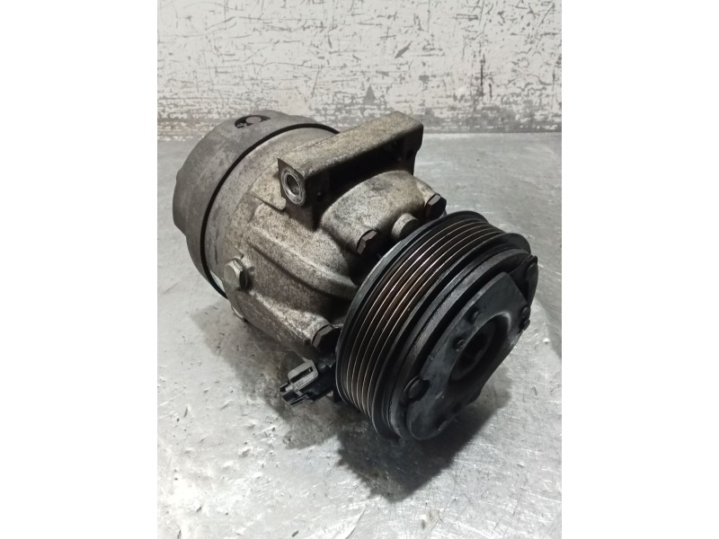 Recambio de compresor aire acondicionado para renault megane i classic (la0/1_) 1.9 dti (la1u) referencia OEM IAM 7700105765 113