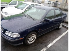 volvo s40 berlina del año 1997