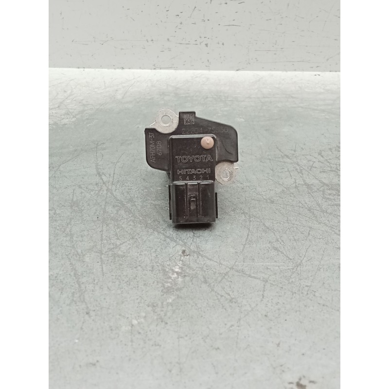 Recambio de caudalimetro para toyota c-hr (_x1_) 1.8 hybrid (zyx10_, zyx11_) referencia OEM IAM 2220475030 AFH70M376708 2016