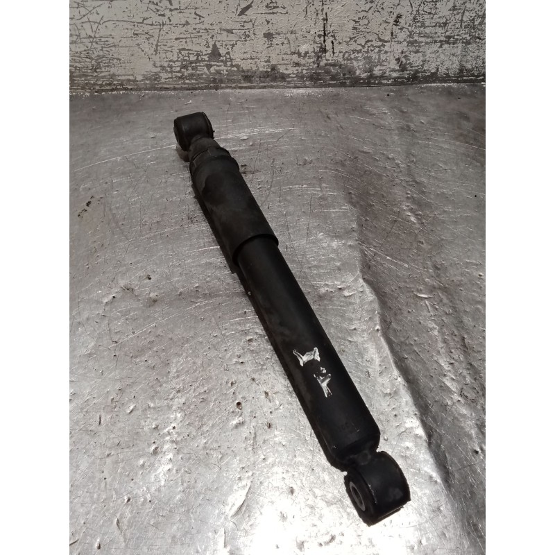 Recambio de amortiguador trasero izquierdo para renault kangoo express (fc0/1_) 1.5 dci (fc07, fc1r) referencia OEM IAM   