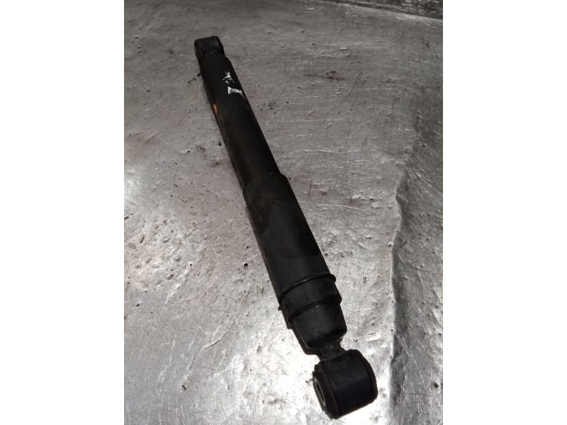 Recambio de amortiguador trasero izquierdo para renault kangoo express (fc0/1_) 1.5 dci (fc07, fc1r) referencia OEM IAM   