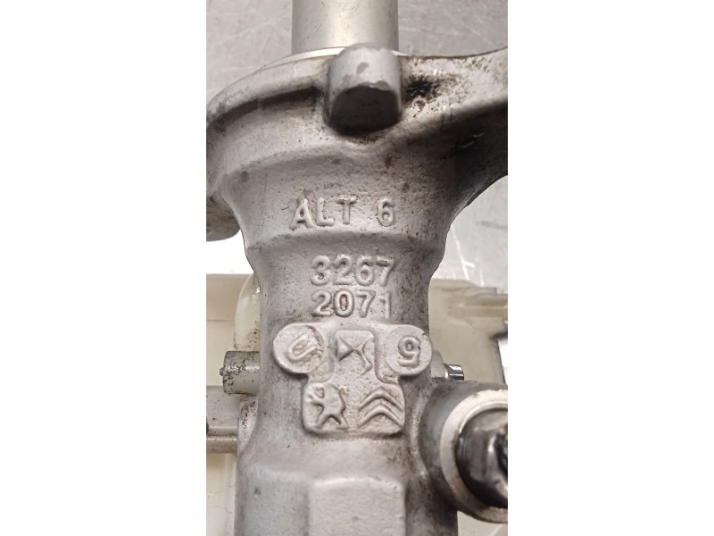 Recambio de bomba freno para opel corsa f referencia OEM IAM 32672071  19