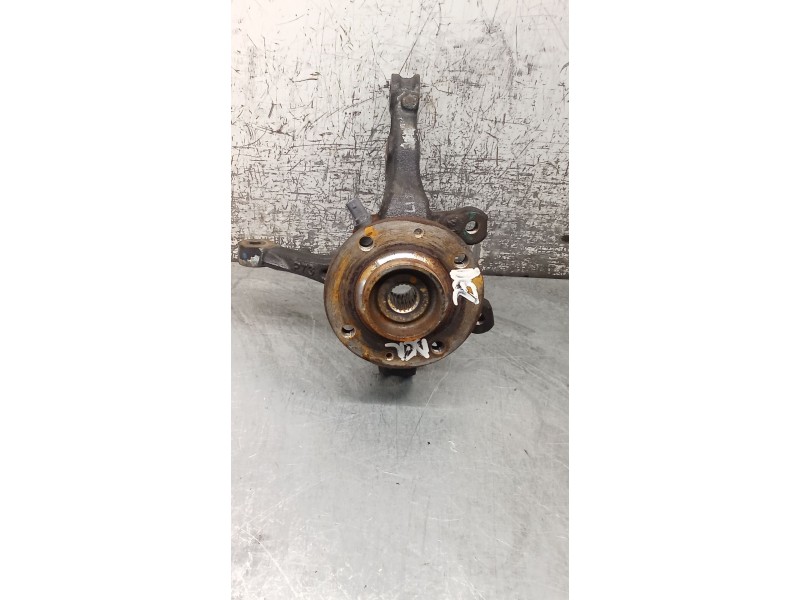 Recambio de mangueta delantera derecha para opel corsa f referencia OEM IAM   19