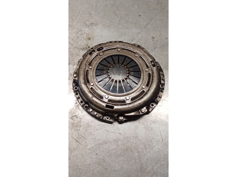 Recambio de kit embrague para audi a3 sportback (8pa) 2.0 tdi referencia OEM IAM   07
