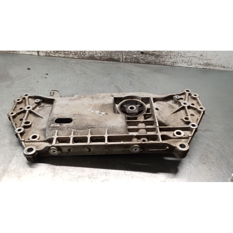 Recambio de puente delantero para audi a3 sportback (8pa) 2.0 tdi referencia OEM IAM 1K0199369F CUNA 07