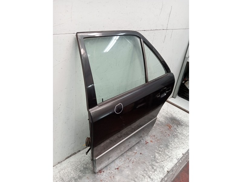 Recambio de puerta trasera izquierda para mercedes-benz clase e (w124) berlina referencia OEM IAM  5P 1984