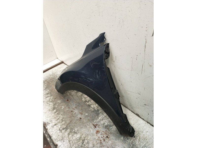 Recambio de aleta delantera izquierda para kia stonic (yb) 1.0 t-gdi referencia OEM IAM   2017