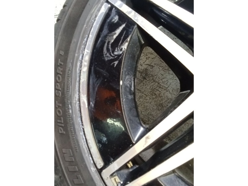 Recambio de juego llantas para mercedes-benz clase c (w206) c 200 d (206.003) referencia OEM IAM 245/40 R18 97Y 235/45 R18 95Y V