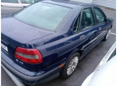 volvo s40 berlina del año 1997 2