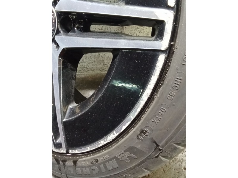 Recambio de juego llantas para mercedes-benz clase c (w206) c 200 d (206.003) referencia OEM IAM 245/40 R18 97Y 235/45 R18 95Y V