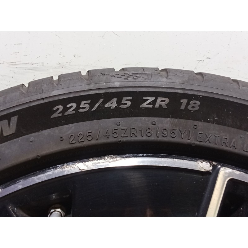 Recambio de juego llantas para mercedes-benz clase c (w206) c 200 d (206.003) referencia OEM IAM 245/40 R18 97Y 235/45 R18 95Y V