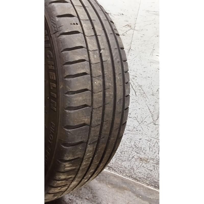 Recambio de juego llantas para mercedes-benz clase c (w206) c 200 d (206.003) referencia OEM IAM 245/40 R18 97Y 235/45 R18 95Y V