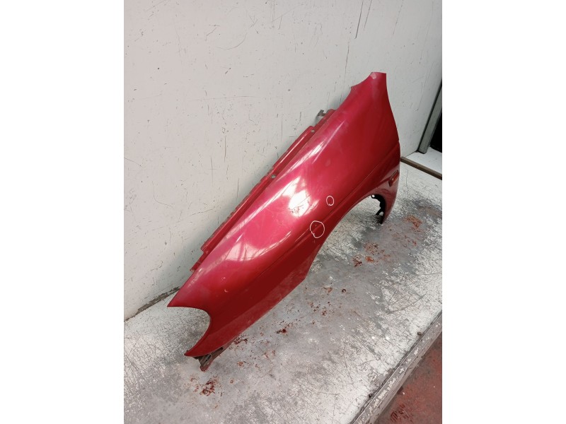 Recambio de aleta delantera izquierda para renault megane i classic (la0/1_) 1.9 dti (la1u) referencia OEM IAM  VER FOTOS 1999