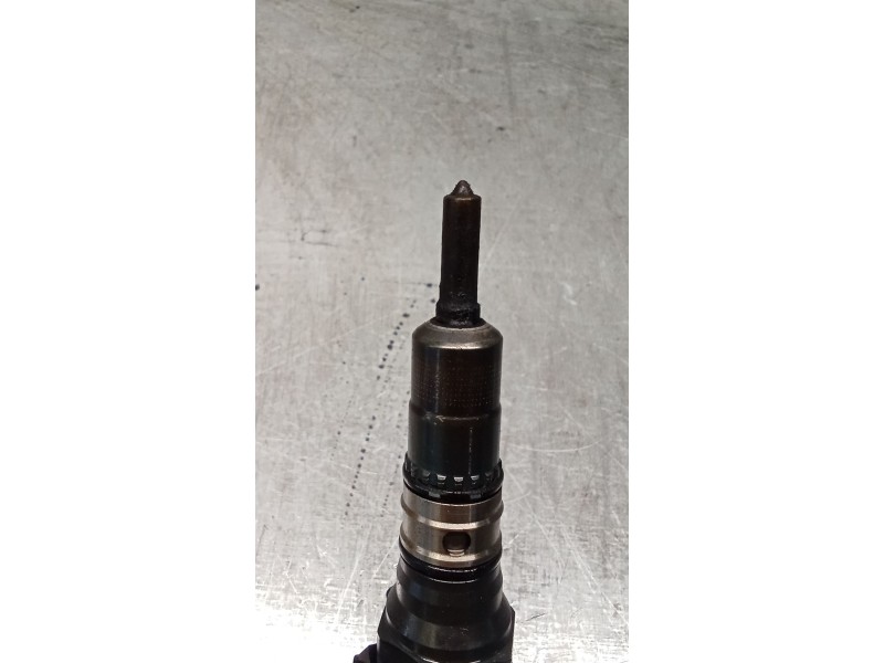 Recambio de inyector para audi a3 sportback (8pa) 2.0 tdi referencia OEM IAM 03G130073G 0414720404 BOSCH