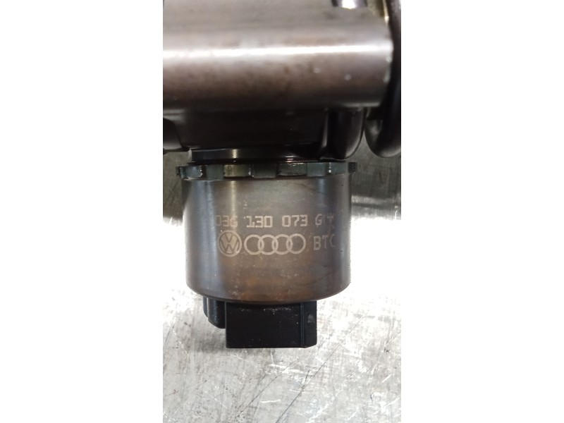 Recambio de inyector para audi a3 sportback (8pa) 2.0 tdi referencia OEM IAM 03G130073G 0414720404 BOSCH