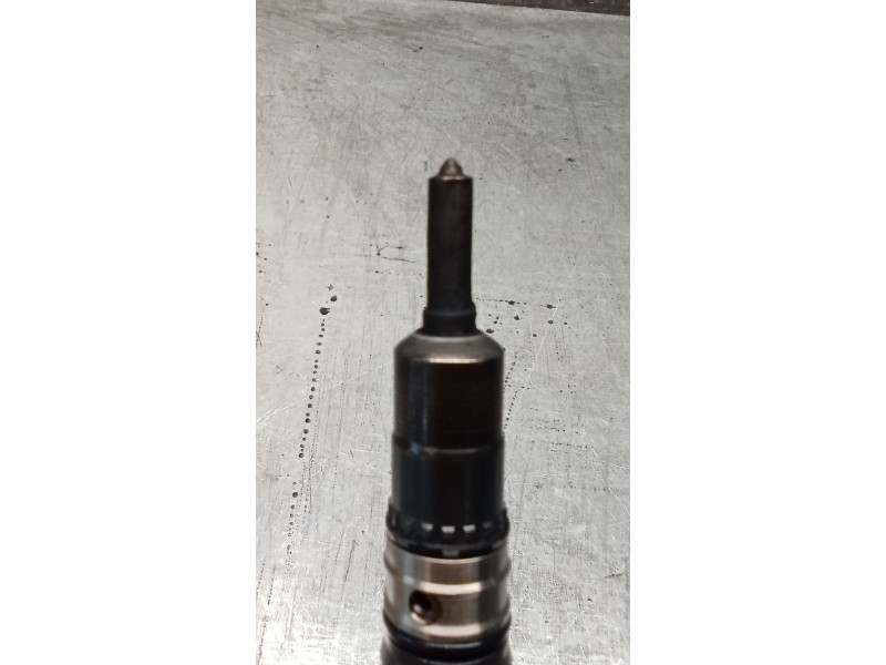 Recambio de inyector para audi a3 sportback (8pa) 2.0 tdi referencia OEM IAM 03G130073G 0414720404 BOSCH