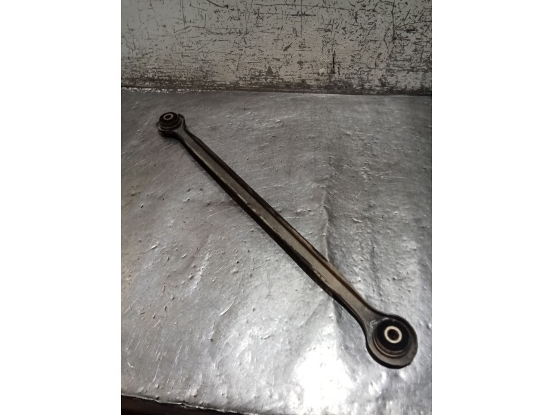Recambio de brazo suspension inferior trasero derecho para alfa romeo gt (125) 1.9 jtd 16v 150/ distinctive referencia OEM IAM  