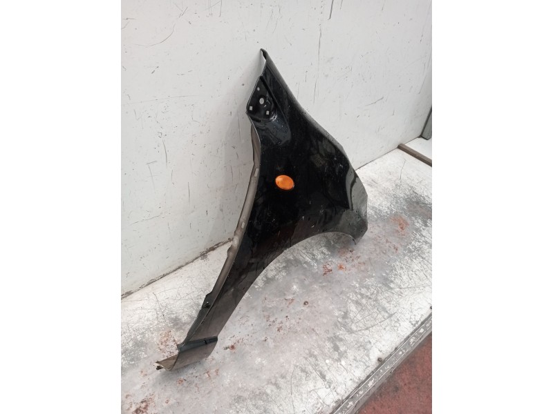 Recambio de aleta delantera derecha para nissan pixo (ua0) 1.0 referencia OEM IAM   2009