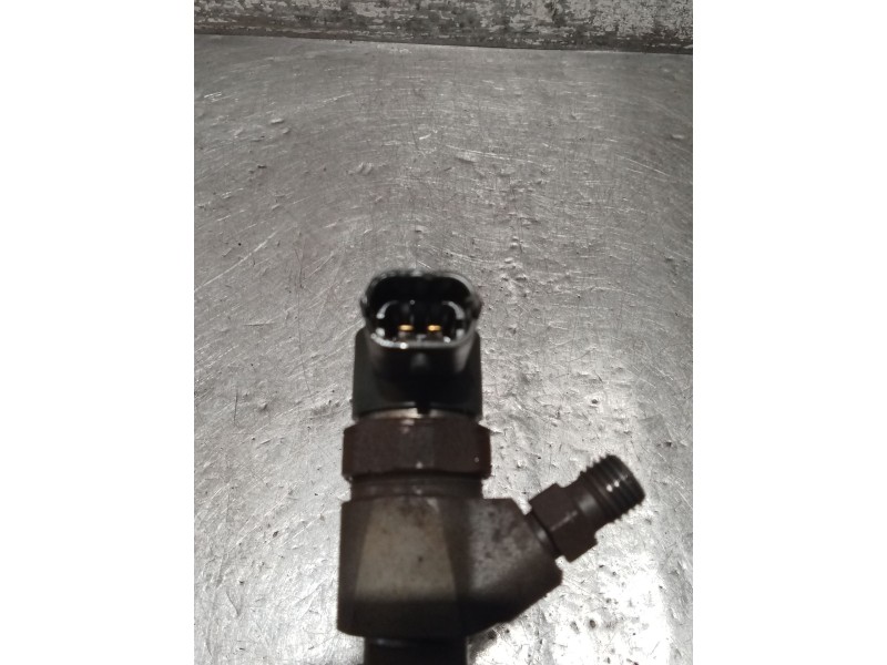 Recambio de inyector para alfa romeo gt (125) 1.9 jtd 16v 150/ distinctive referencia OEM IAM 0445110111 3102429148913 BOSCH