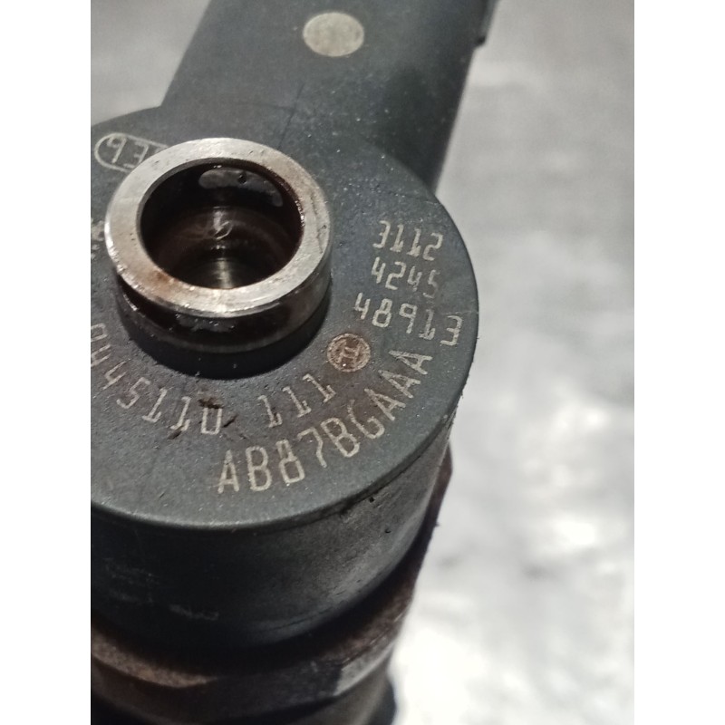 Recambio de inyector para alfa romeo gt (125) 1.9 jtd 16v 150/ distinctive referencia OEM IAM 0445110111 3112424548913 BOSCH