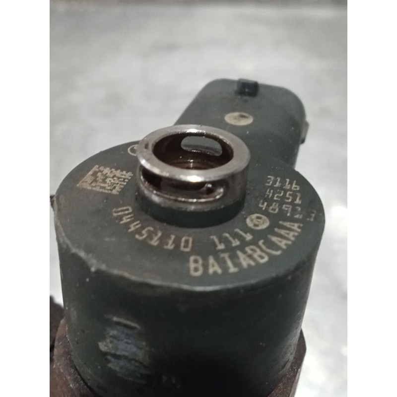 Recambio de inyector para alfa romeo gt (125) 1.9 jtd 16v 150/ distinctive referencia OEM IAM 0445110111 3116425148913 BOSCH
