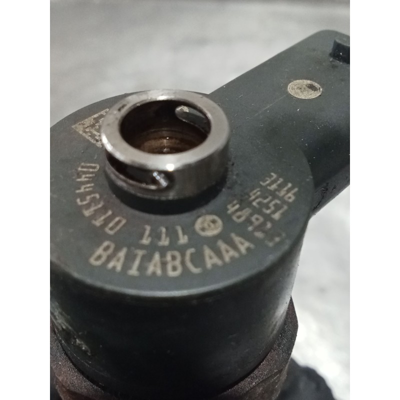 Recambio de inyector para alfa romeo gt (125) 1.9 jtd 16v 150/ distinctive referencia OEM IAM 0445110111 3116425148913 BOSCH
