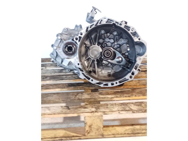 Recambio de caja cambios para kia stonic (yb) 1.0 t-gdi referencia OEM IAM U89VKH 5V 037742