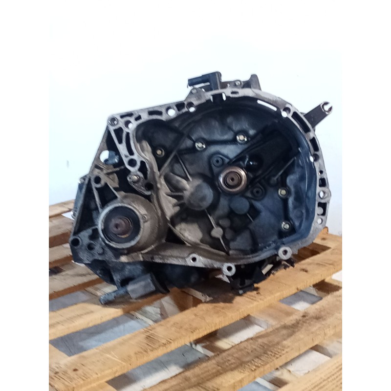 Recambio de caja cambios para renault megane i classic (la0/1_) 1.9 dti (la1u) referencia OEM IAM JB3972 5V S046265