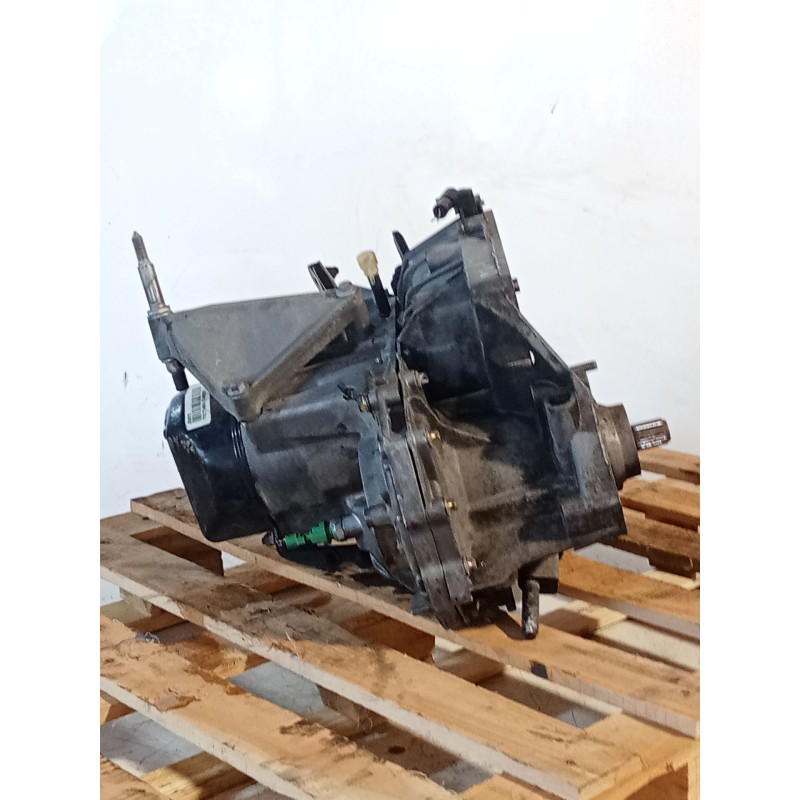 Recambio de caja cambios para renault megane i classic (la0/1_) 1.9 dti (la1u) referencia OEM IAM JB3972 5V S046265