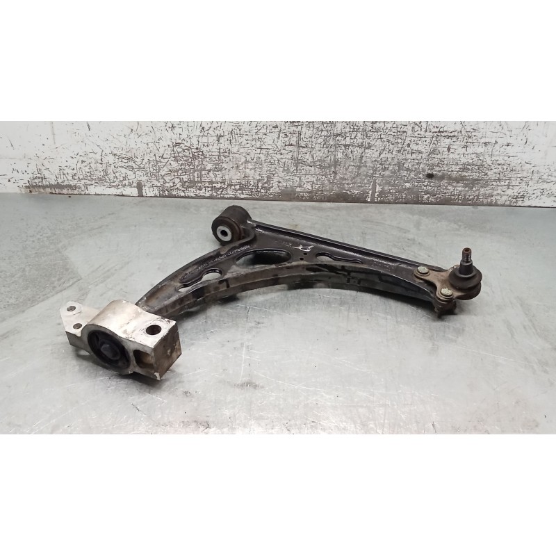 Recambio de brazo suspension inferior delantero derecho para audi a3 sportback (8pa) 2.0 tdi referencia OEM IAM 1K0407153G  07