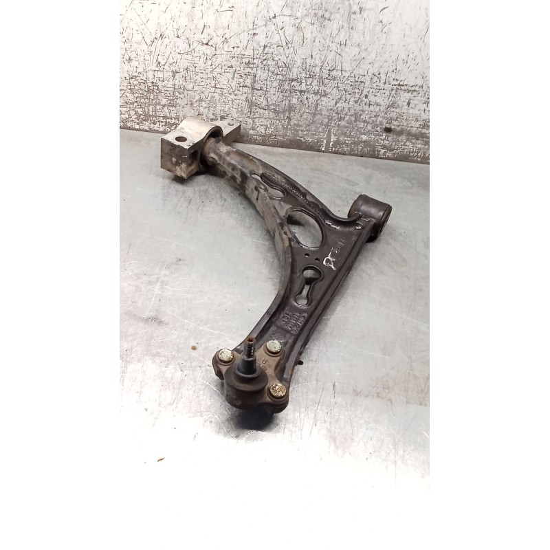 Recambio de brazo suspension inferior delantero derecho para audi a3 sportback (8pa) 2.0 tdi referencia OEM IAM 1K0407153G  07