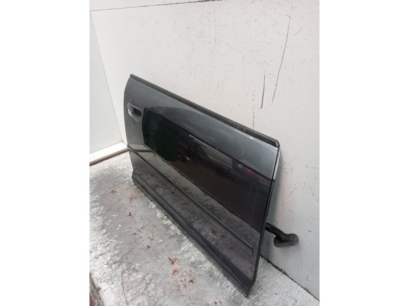 Recambio de puerta delantera derecha para audi a3 sportback (8pa) 2.0 tdi referencia OEM IAM  5P 
