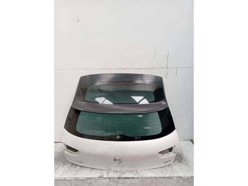 Recambio de porton trasero para ds 5 business class hybrid 4x4 referencia OEM IAM  5P 2012
