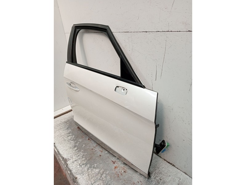 Recambio de puerta delantera derecha para ds 5 business class hybrid 4x4 referencia OEM IAM  5P 2012