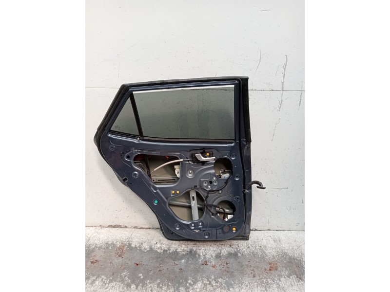 Recambio de puerta trasera izquierda para kia stonic (yb) 1.0 t-gdi referencia OEM IAM  5P 2017