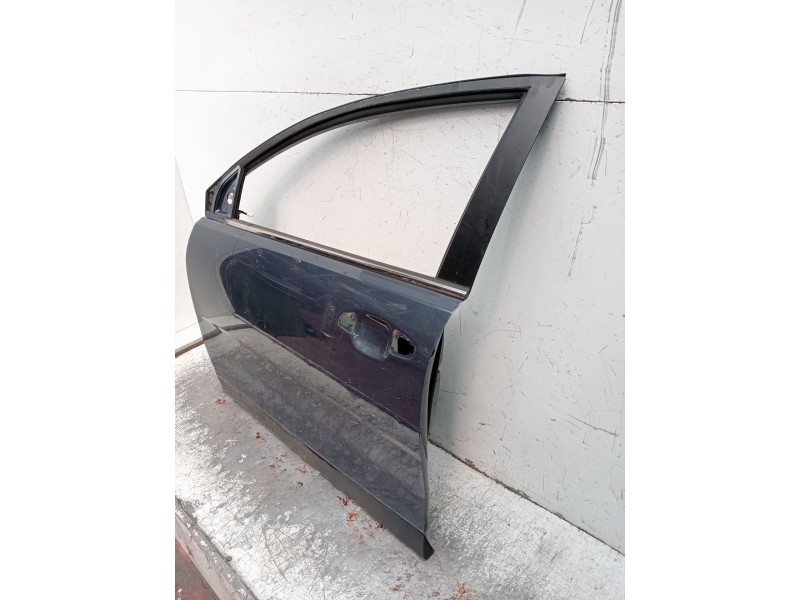 Recambio de puerta delantera izquierda para kia stonic (yb) 1.0 t-gdi referencia OEM IAM  5P 2017