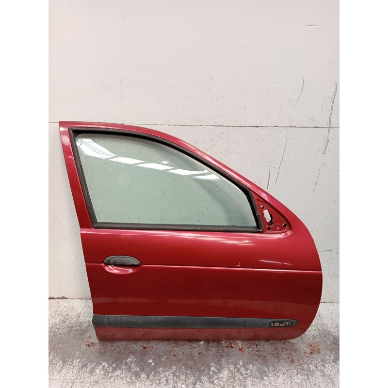 Recambio de puerta delantera derecha para renault megane i classic (la0/1_) 1.9 dti (la1u) referencia OEM IAM  4P 1999