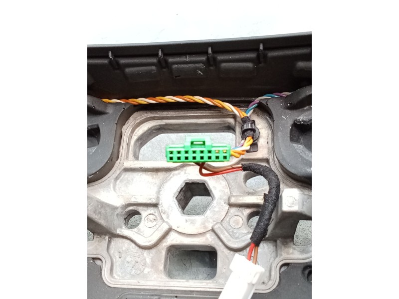 Recambio de volante para volvo xc60 kinetic awd referencia OEM IAM P31271093  