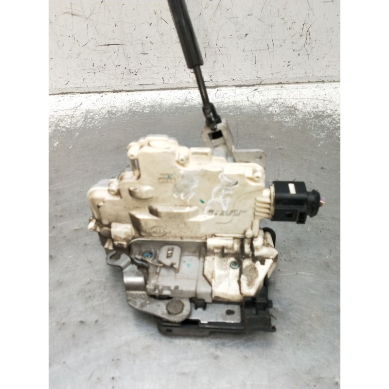 Recambio de motor cierre centralizado delantero derecho para seat toledo iii (5p2) 2.0 tdi 16v referencia OEM IAM 1P1837016 5P 2