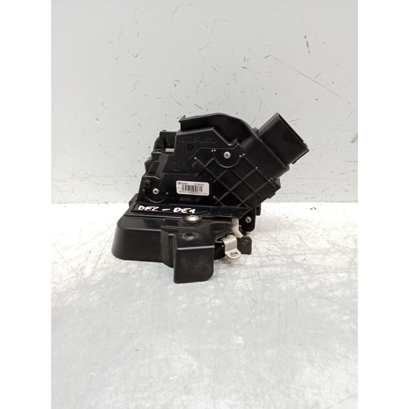 Recambio de motor cierre centralizado delantero derecho para volvo xc60 kinetic awd referencia OEM IAM 30799302 5P 