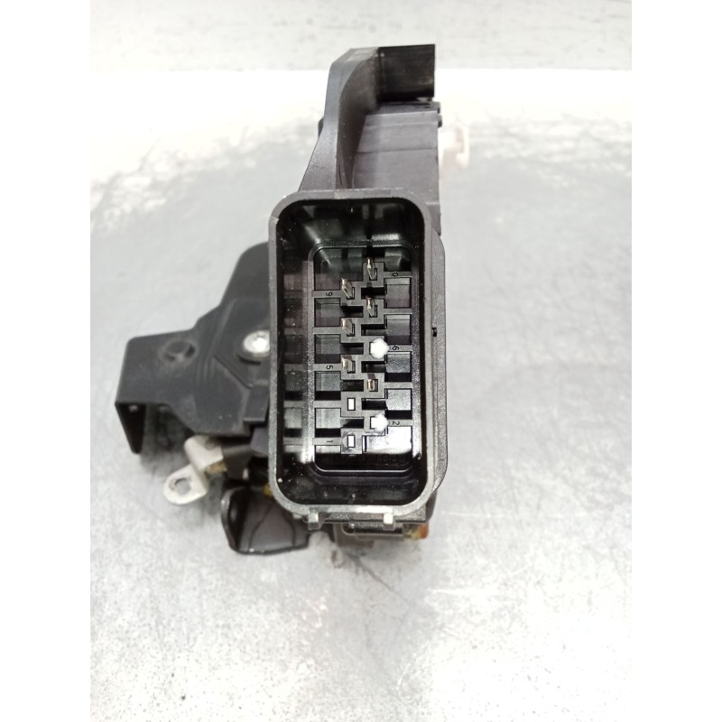 Recambio de motor cierre centralizado delantero derecho para volvo xc60 kinetic awd referencia OEM IAM 30799302 5P 