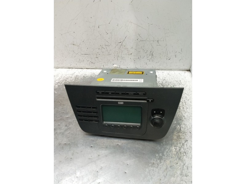 Recambio de sistema audio / radio cd para seat toledo iii (5p2) 2.0 tdi 16v referencia OEM IAM 5P1035186N87 7645636366 2004