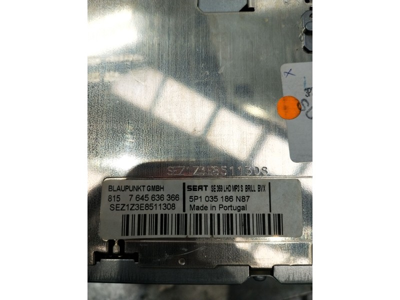 Recambio de sistema audio / radio cd para seat toledo iii (5p2) 2.0 tdi 16v referencia OEM IAM 5P1035186N87 7645636366 2004