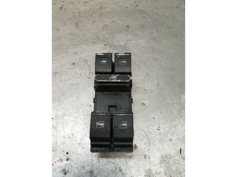 Recambio de mando elevalunas delantero izquierdo para seat toledo iii (5p2) 2.0 tdi 16v referencia OEM IAM  5P 2004