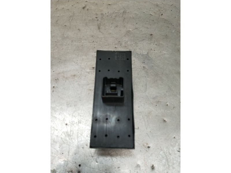 Recambio de mando elevalunas delantero izquierdo para seat toledo iii (5p2) 2.0 tdi 16v referencia OEM IAM  5P 2004