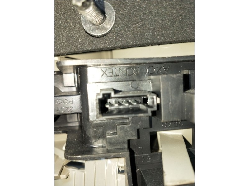 Recambio de piloto trasero izquierdo para saab 9-3 (ys3f, e79, d79, d75) 1,8t referencia OEM IAM   2002