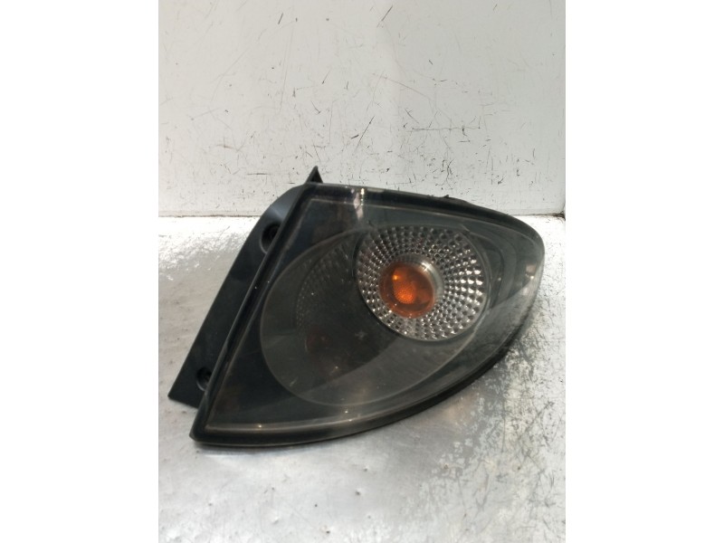 Recambio de piloto trasero derecho para seat toledo iii (5p2) 2.0 tdi 16v referencia OEM IAM   2004