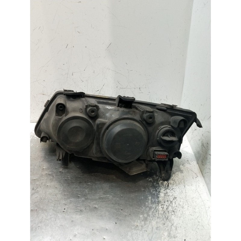 Recambio de faro derecho para saab 9-3 (ys3f, e79, d79, d75) 1,8t referencia OEM IAM 5DV00829000 28660103109145 XENON 2002