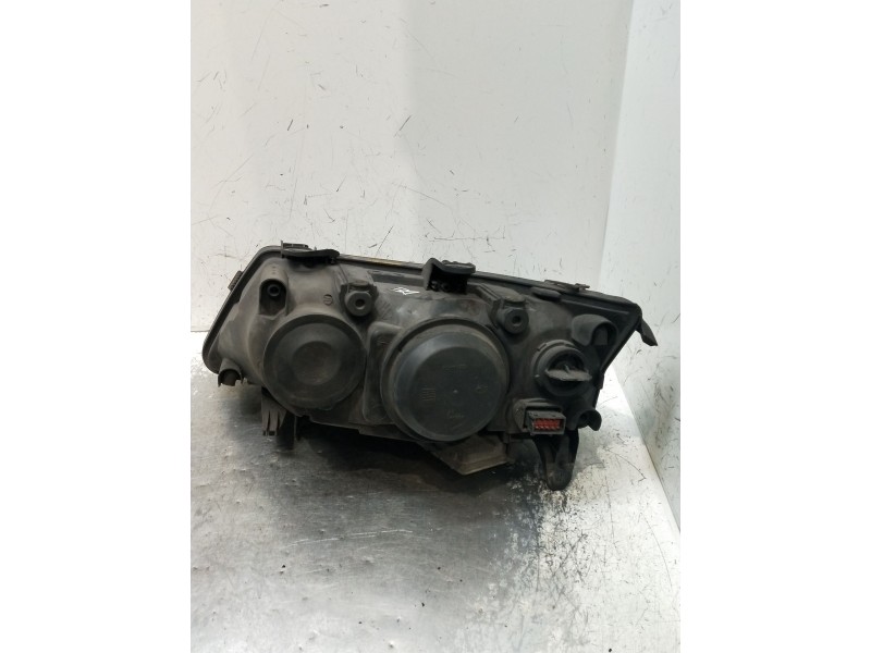 Recambio de faro derecho para saab 9-3 (ys3f, e79, d79, d75) 1,8t referencia OEM IAM 5DV00829000 28660103109145 XENON 2002